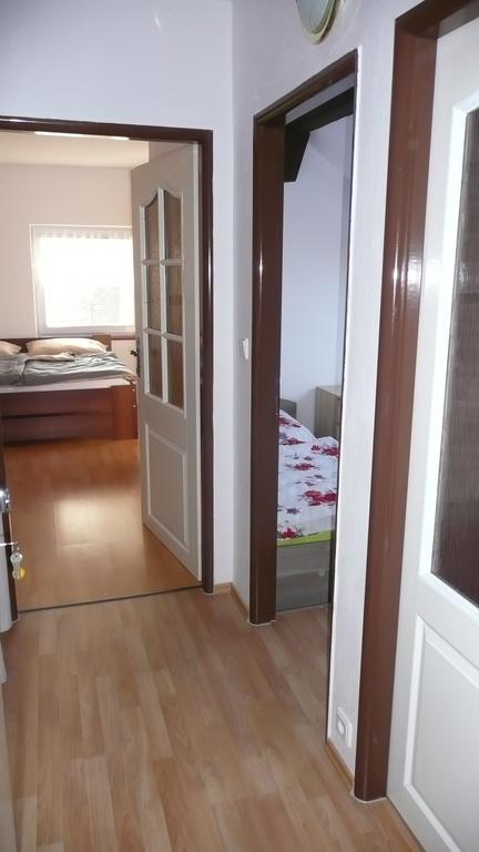 Apartments U Cara Ceske Budejovice Oda fotoğraf