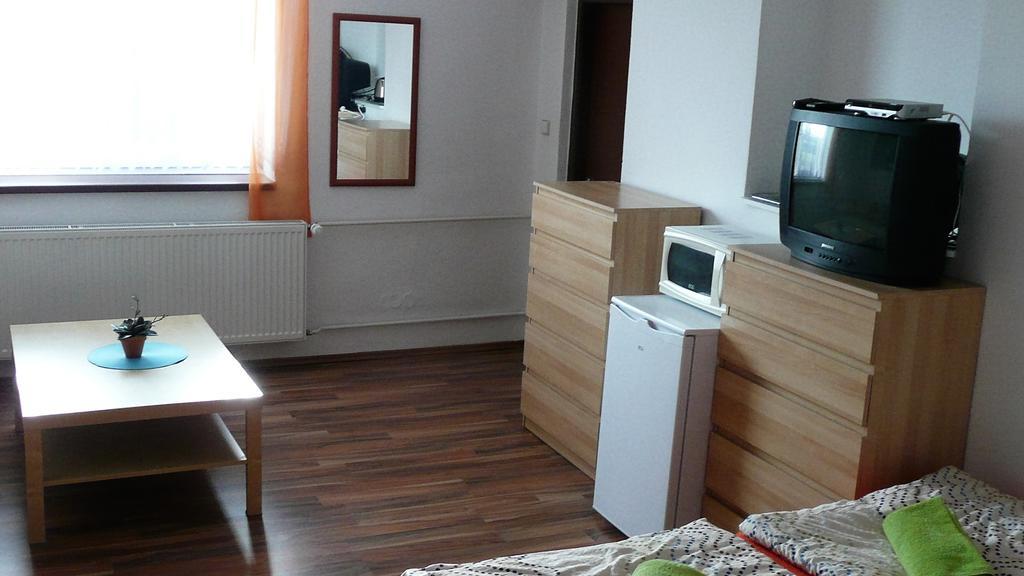Apartments U Cara Ceske Budejovice Dış mekan fotoğraf